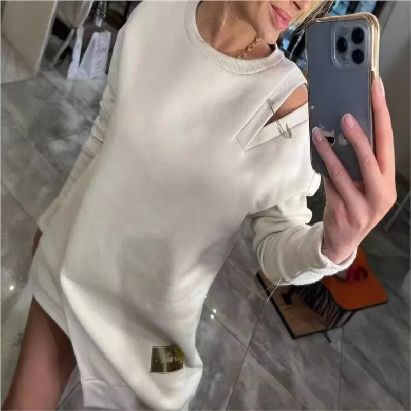 Fashion Off Shouder Metal Buckle Sweatshirt Dress Women New Solid Long Sleeve Hem Split Mini Dresses 2024 Autumn Trendy Dress