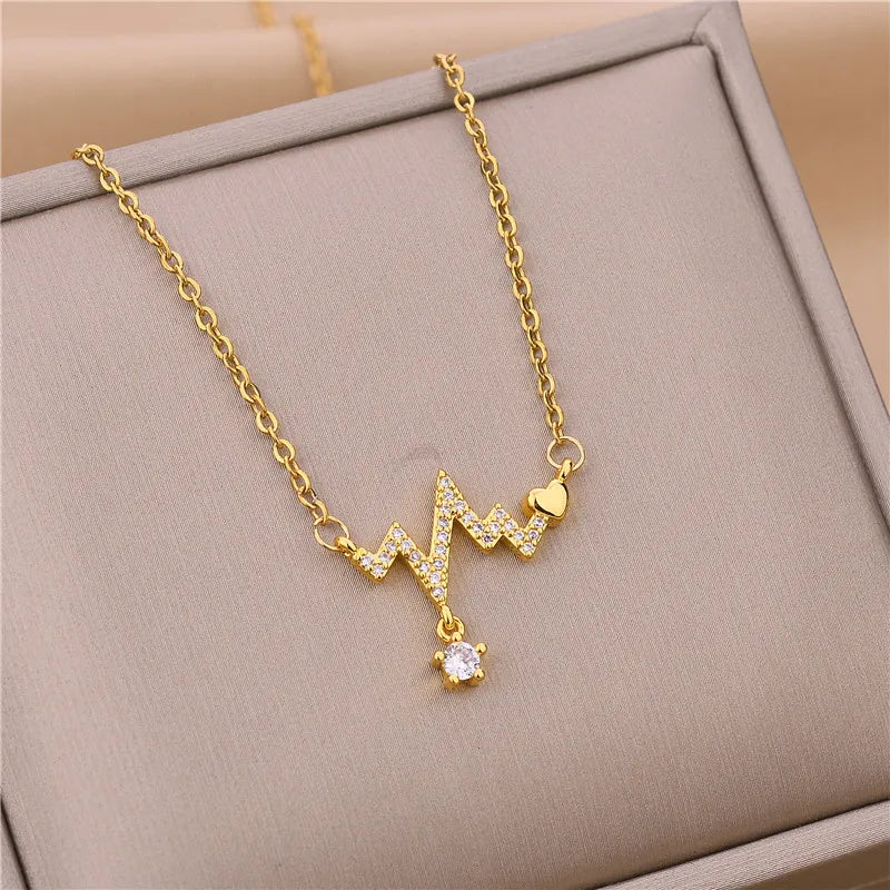 New Design Sense Light Luxury Pendant Necklaces For Women Trendy Stainless Steel Female Jewelry Ladies Neck Chain Accessories