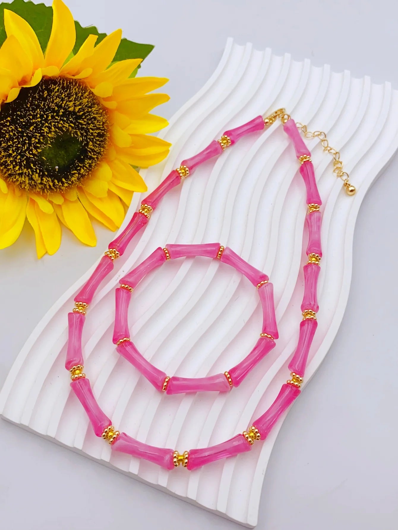 Colorful Handmade Elastic Bracelet and Necklace Set with Bamboo Acrylic Beads, Perfect for Women's Daily Wear jewelry for women