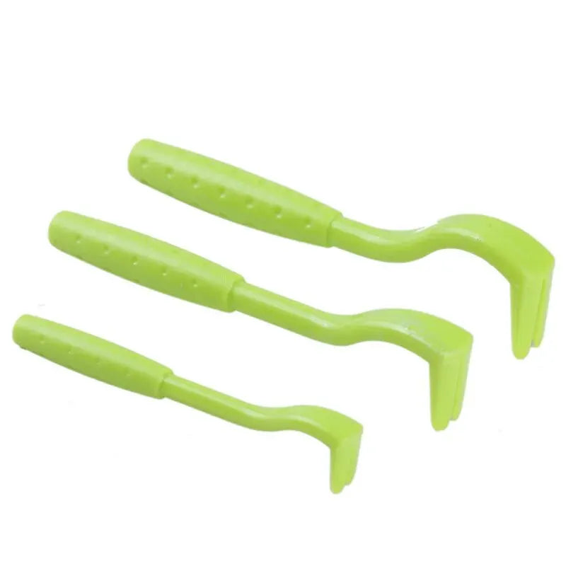 3-Piece Set of Pet Plastic Insect Catchers Available In Blue and Green