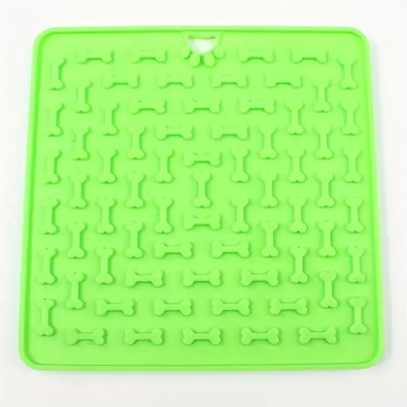 Silicone licking pad for cats and dogs, slow feeding pad for food grade pets, slow feeding pad With suction cups