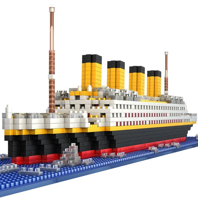 DIY Titanic Creative Luxury Iceberg Cruise Ship Boat Set City Model Building Blocks Bricks Toys For Children Birthday Gift