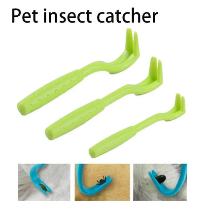 3-Piece Set of Pet Plastic Insect Catchers Available In Blue and Green