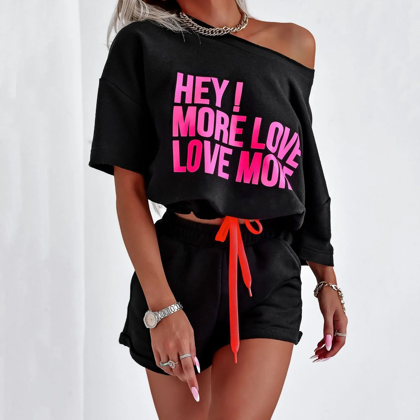 Print Letter Two Piece Sets Women Round Neck Tops Short Sleeve Lace Up Elastic Waist Loose Casual Shorts Pants Set Splice