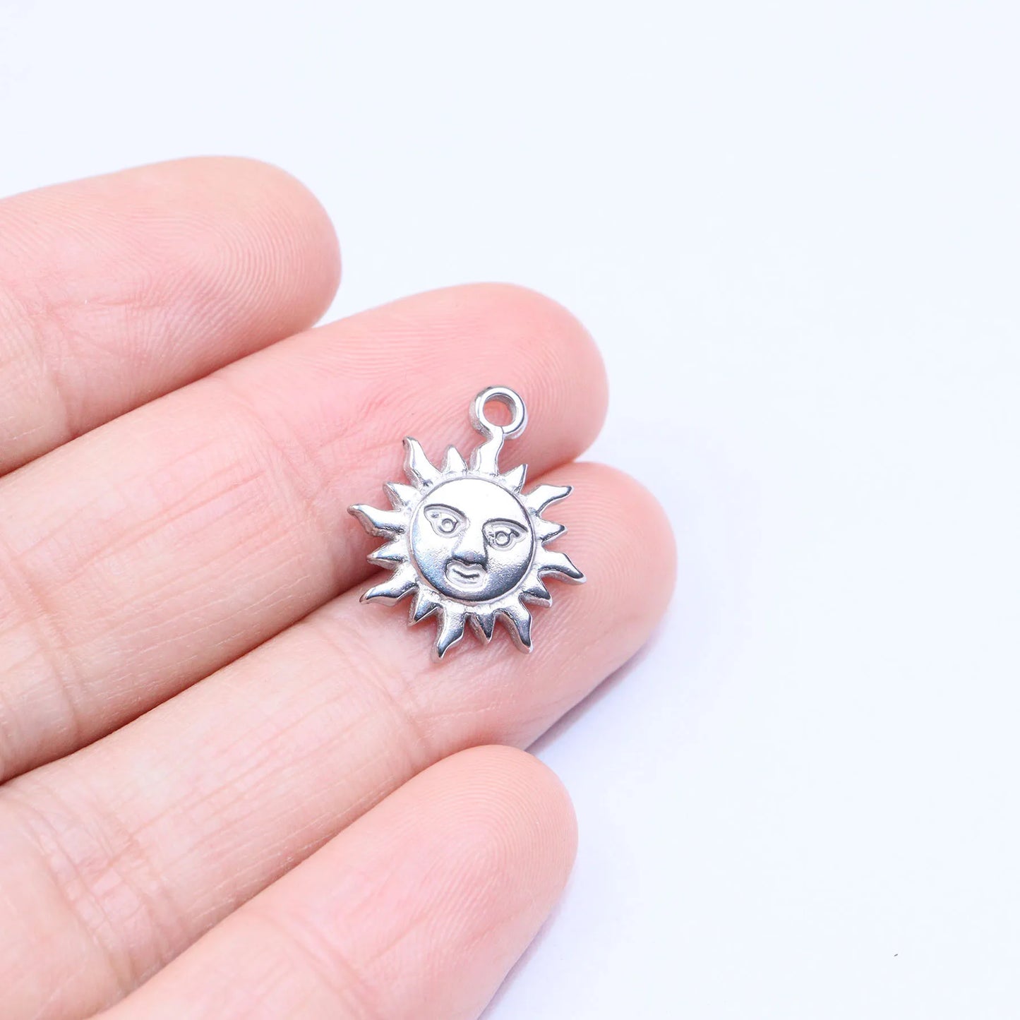 5pcs Stainless Steel Moon Sun Coin Plate Anti Allergic Women Girl Charms Pendant DIY Jewelry WaterProof Vacuum Plate