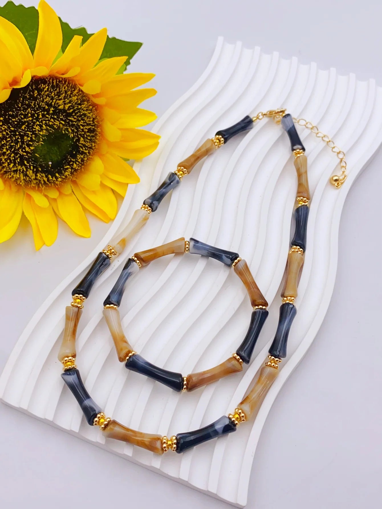 Colorful Handmade Elastic Bracelet and Necklace Set with Bamboo Acrylic Beads, Perfect for Women's Daily Wear jewelry for women