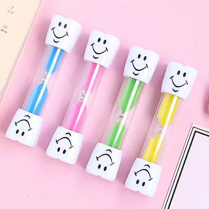 Creative Smiling Face Hourglass Sand Clock for Cooking Brushing Teeth 3 Minutes Sands Timer Sandglass for Children Kids Gift