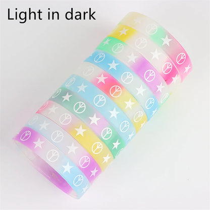 10Pcs/Lot Multicolor Luminous Heart Silicone Bracelets For Men Women Flower Sport Mix Style Rubber Wristband Bangle Jewelry Gift