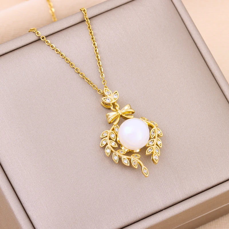 New Design Sense Light Luxury Pendant Necklaces For Women Trendy Stainless Steel Female Jewelry Ladies Neck Chain Accessories